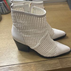 Sam Edelman White Woven Booties
